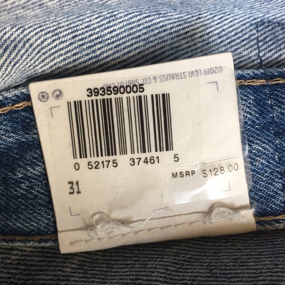 Levi’s Cheeky High-Rise Denim Shorts - Size 31 NWT - Picture 10 of 13